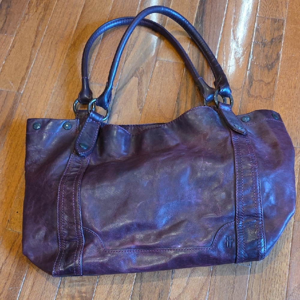 FRYE AND CO. Burgundy Melissa Leather Shoulder Tote Bag